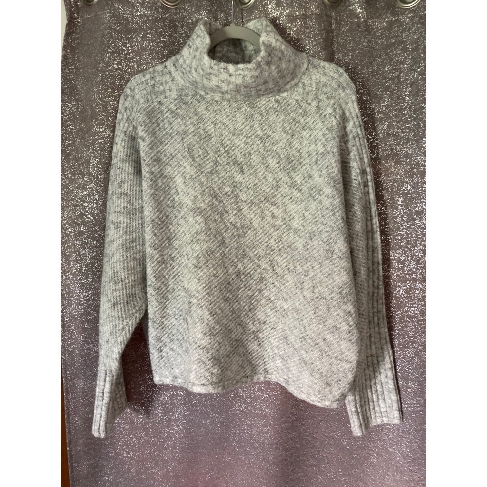 Gray sweater
